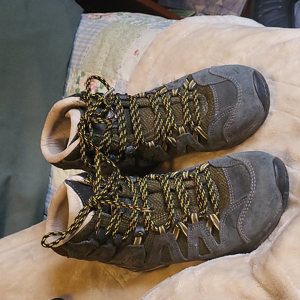 Lowa Hiking Boots made in Italy